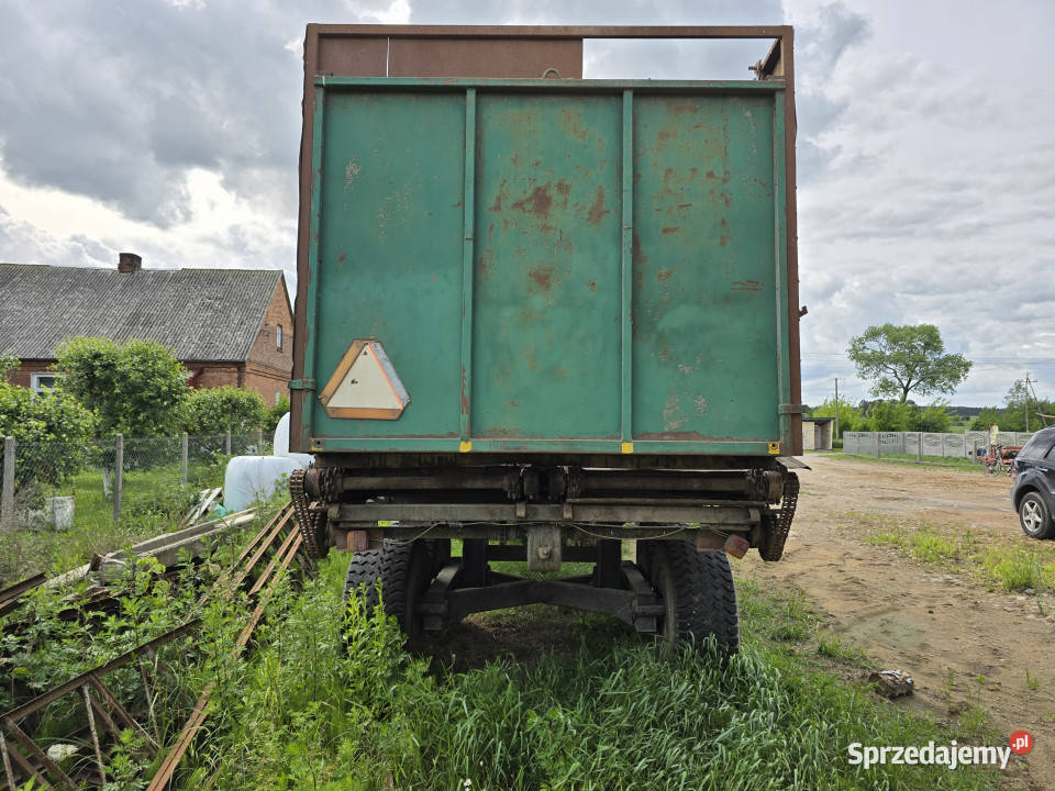 Przyczepa samowyładowcza PRT11 do kukurydzy Przyczepy rolnicze Włosty