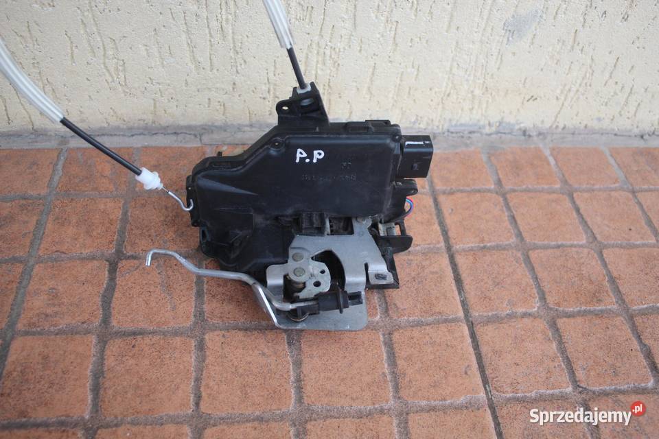 ZAMEK DRZWI PRAWY PRZÓD 9 PIN AUDI A6 C5