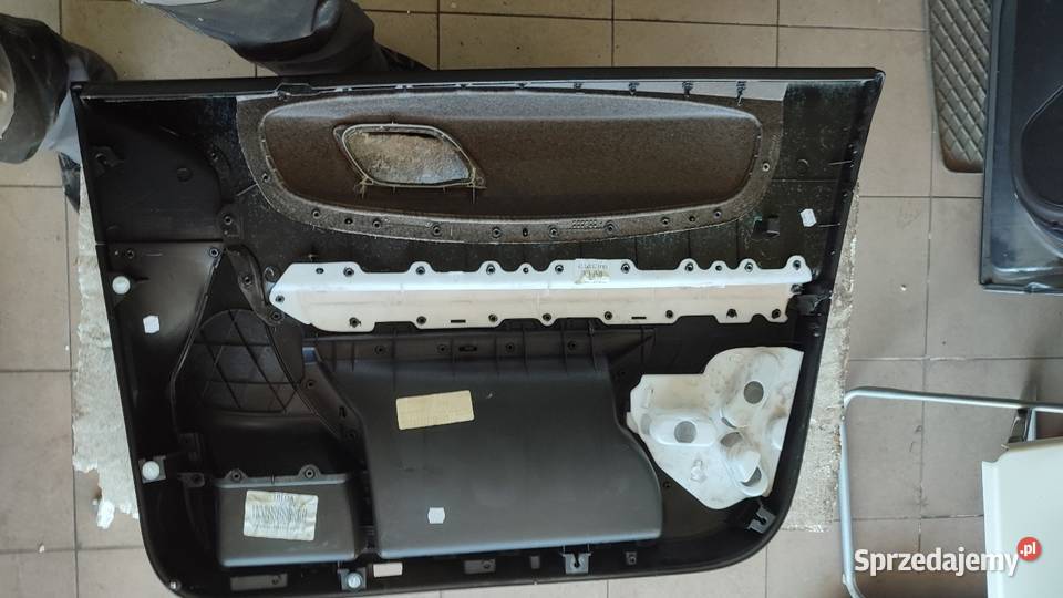 Tapicerka drzwi lewy przód Citroen C4