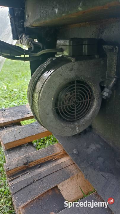 Pozostałości piecu KTM 35 Tilgner z podajnikiem