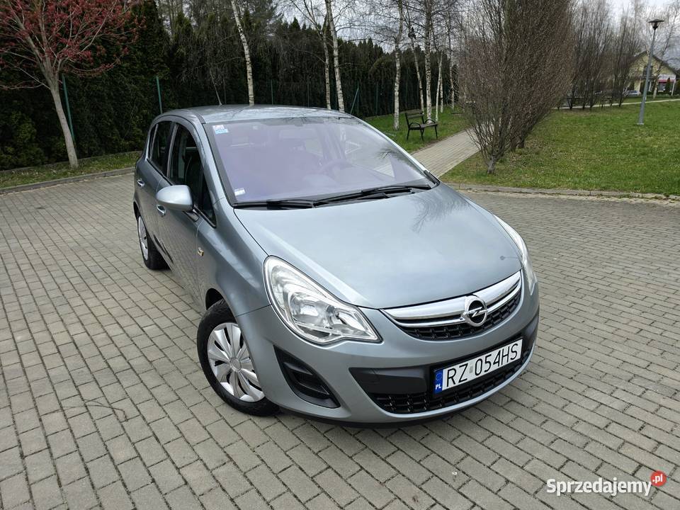 Opel CORSA D201212benzynaZ Niemiec Rok produkcji 2012 Rzeszów