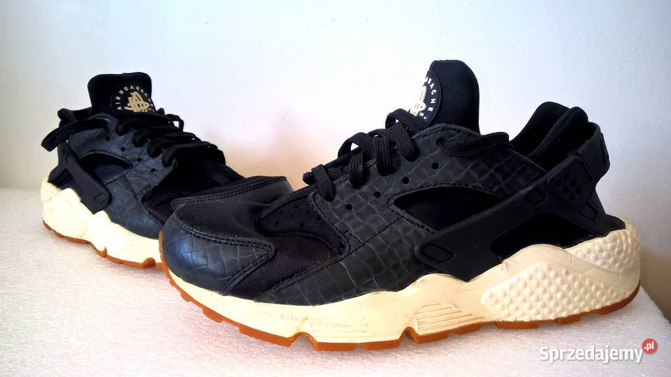 NIKE WMNS AIR HUARACHE RUN PRM Rzeszów