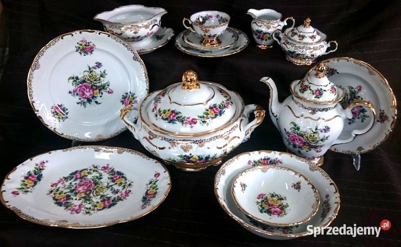 Serwis Obiadowy Kwiaty Retro 1243 Porcelana Wałbrzych