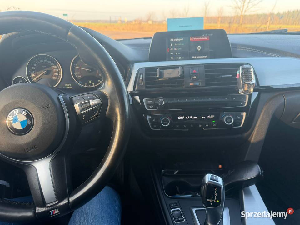 BMW 320xd Mpakiet HUD 2017r Seria 3 wielkopolskie Skrzynki