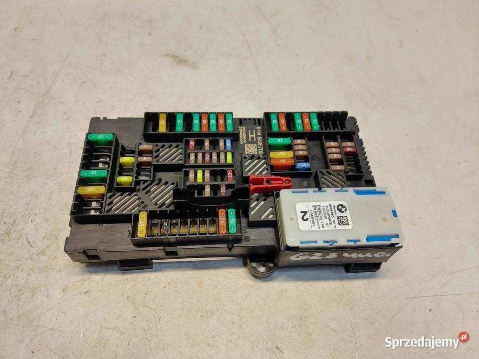 BMW G23 M440i Cabrio Skrzynka bezpieczników osobowe