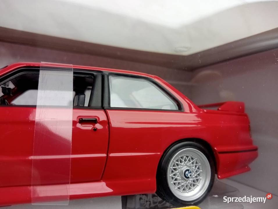 Bburago BMW M3 skala 124 nowe Bburago Jaworzno