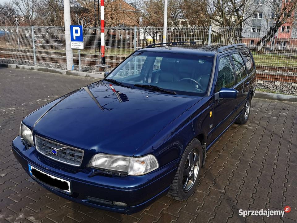 Volvo V70 rok 2000 generacja I 2.4 benzyna+LPG 170 KM