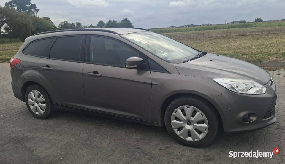 Ford Focus mk3 kombi 10 EB 125 nowy rozrząd INA gniazdo AUX sprzedam