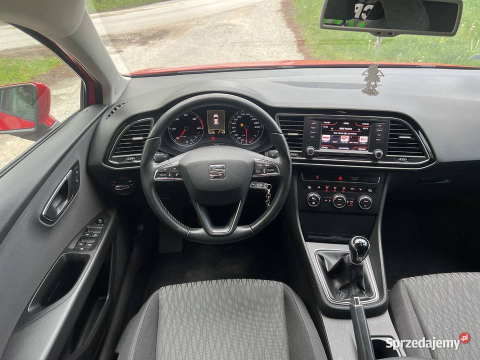 Seat Leon III 16 TDI 105 Hatchback 5D Czerwony Leon Nowa Słupia sprzedam