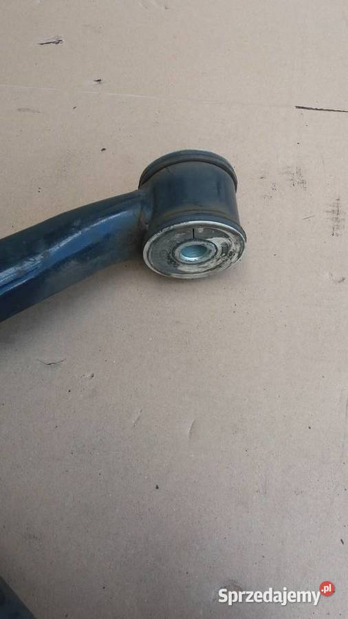 Wahacz dolny i górny lewa strona IVECO DAILY wahacze świętokrzyskie Chomentówek