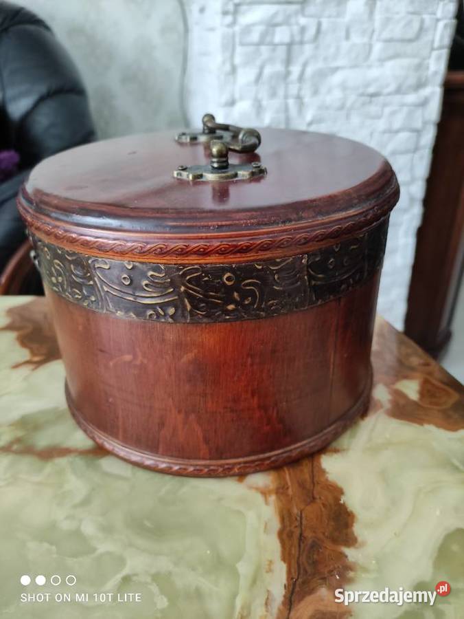 Piękny komplet kuferek Dekoracje i ozdoby