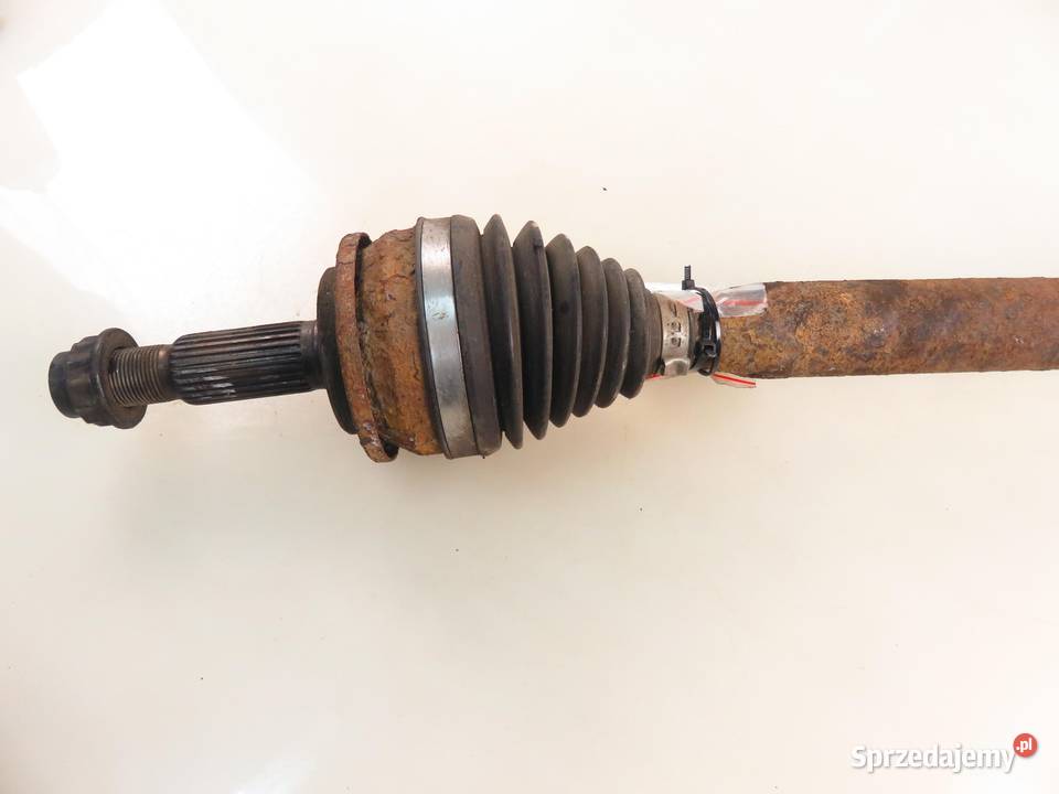 PÓŁOŚ PRAWA PRZEDNIA TOYOTA AURIS I 14 D4D małopolskie