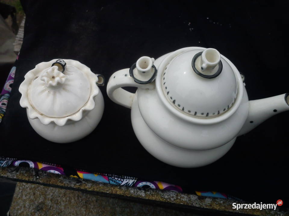 Stare porcelanowe naczynia Aleksandrów Łódzki
