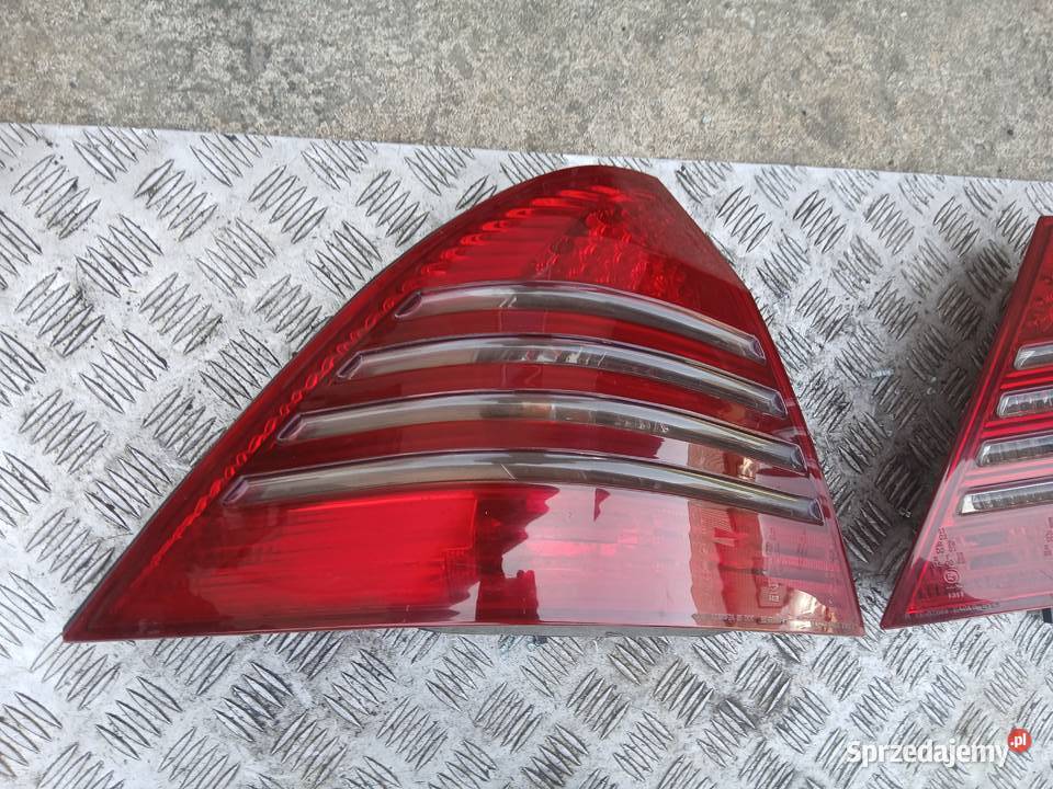 Lampa tył tylna komplet Mercedes w203 C klasa małopolskie Radłów