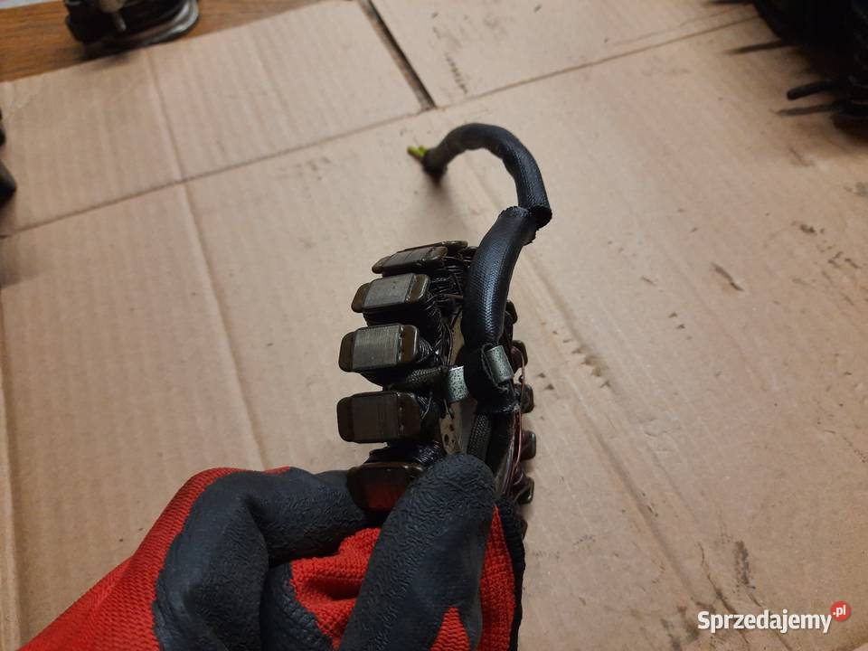 Suzuki burgman 125 k5 iskrownik stojan zapłon Jelenia Góra