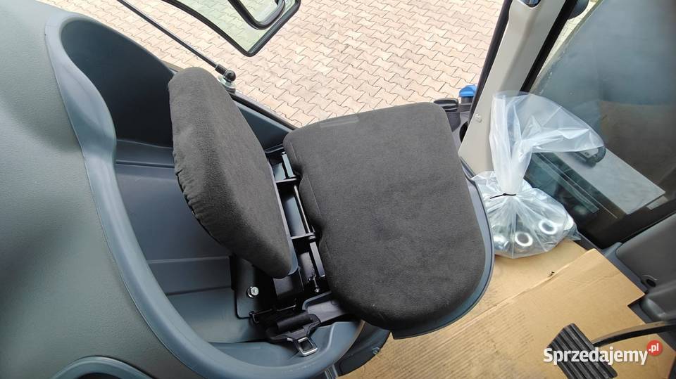 Ciągnik Landini 7170 2025 nowy wersja BLUEICON Góra Kalwaria sprzedam