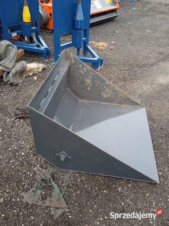 Ładowacz na tył do ciągnika Ostrołęka