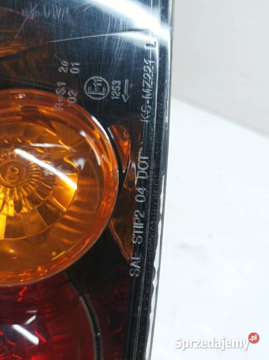 LAMPA TYŁ LEWA SEDAN EU MZ221B100L Mazda 3 I świętokrzyskie