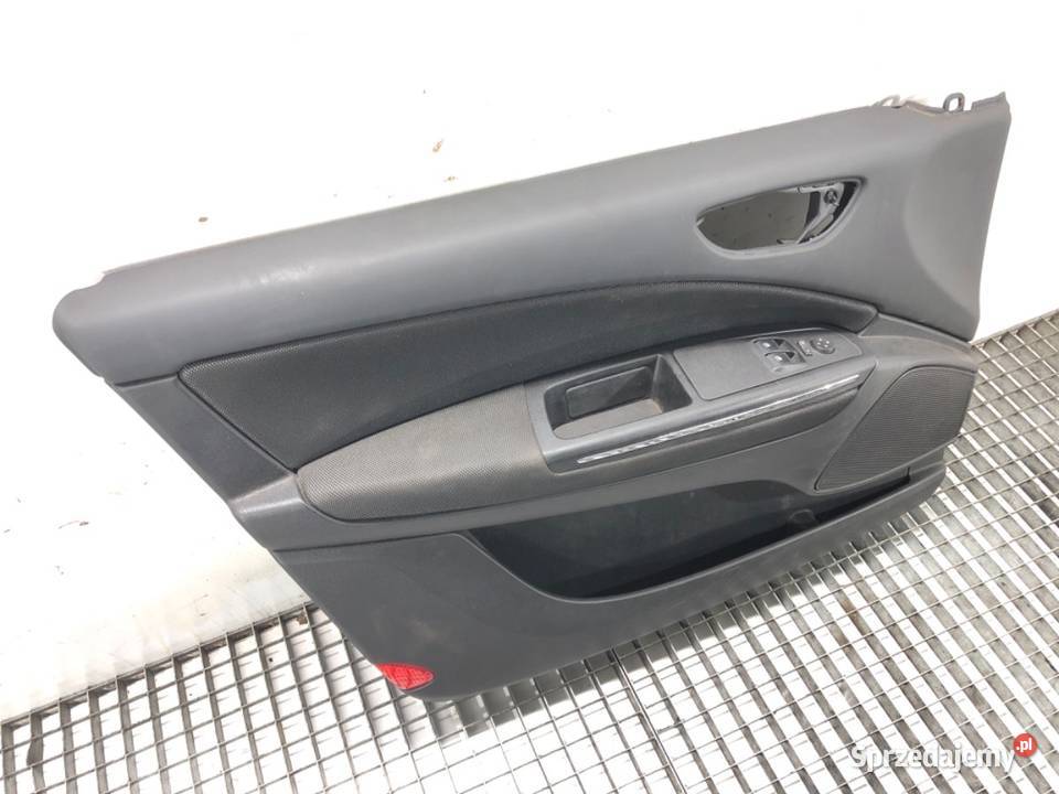 BOCZEK DRZWI LEWY PRZÓD FIAT BRAVO II Hatchback sprzedam