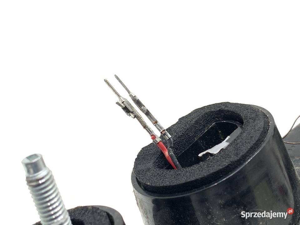 LAMPA TYŁ PRAWA WEWNĘTRZNA RENAULT CAPTUR II Lampy tylne podkarpackie