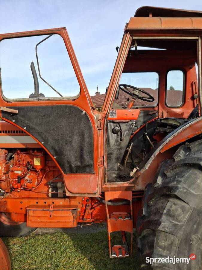 Ciągnik MTZ 8082 Belarus w oryginale godny Napęd 2x4