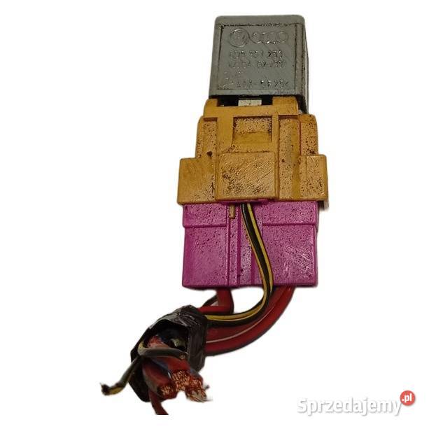 Przekaźnik odciążenia styków 8D0951253 VW Audi