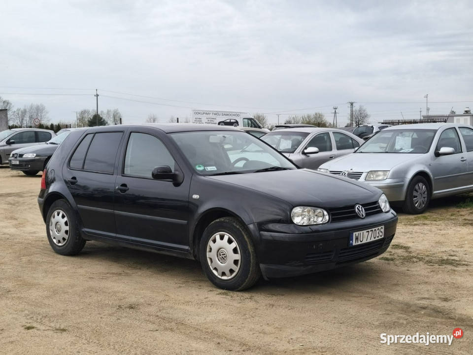 Volkswagen Golf 2000r 14 Benzyna 5 Drzwi Tanio lakier metallic Warszawa