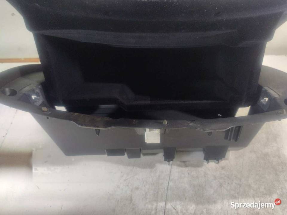 SCHOWEK INFINITI EX30D 681021BA0A sprzedam