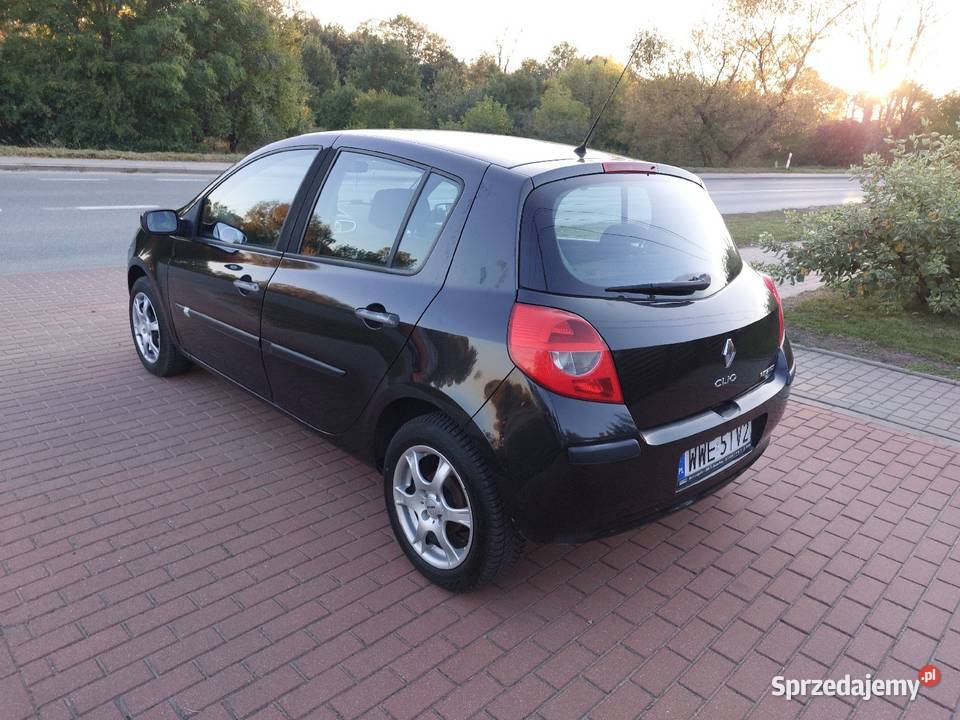 Renault Clio 12 benzyna 75KM Łochów