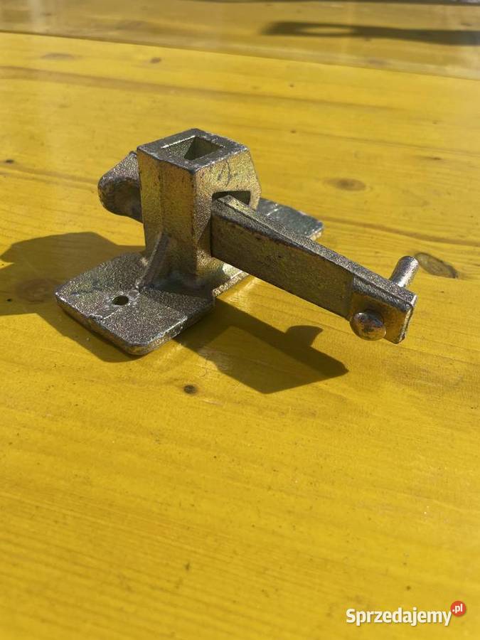 Żabka klinowa szalunkowa zestaw 200 sztuk klucz