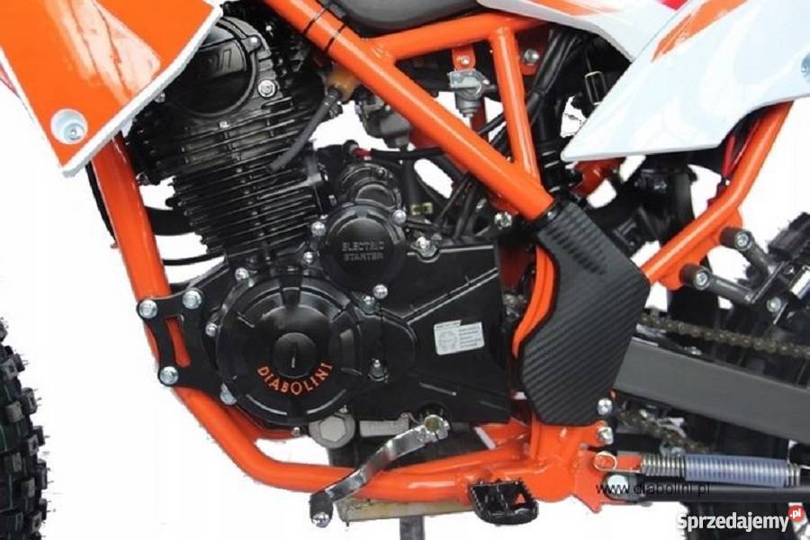 CROSS DIABOLINI defender 150cc KOŁA 1918 Salon