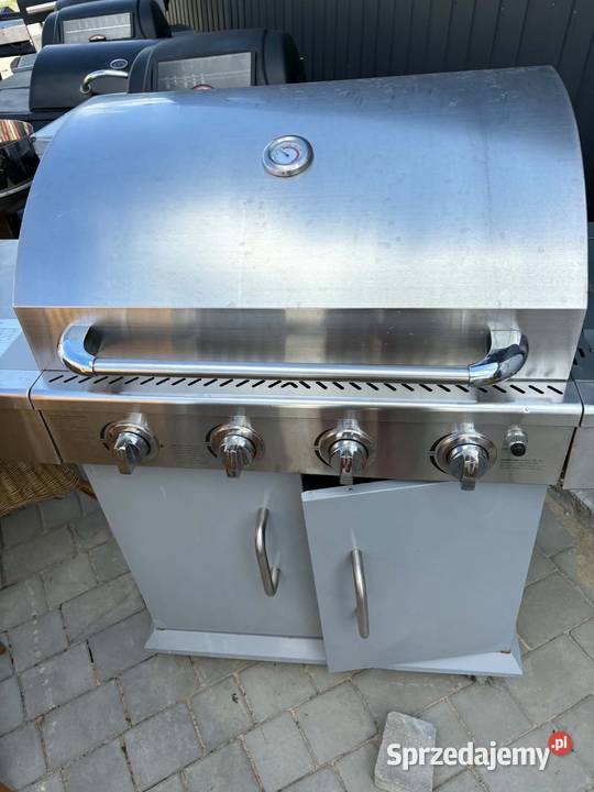 Piękny duży solidny Niemiecki grill