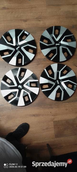 Kołpaki cztery dacia nowej Koszalin