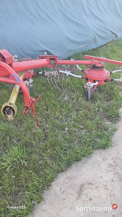 Zgrabiarko przewracarka kuhn Kuhn Bielawy