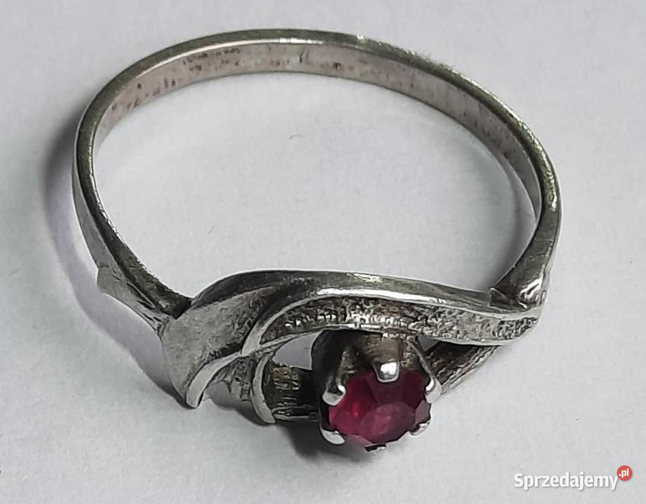 Stary Srebrny Pierścionek Rubin PRL lata 6070 Gliwice