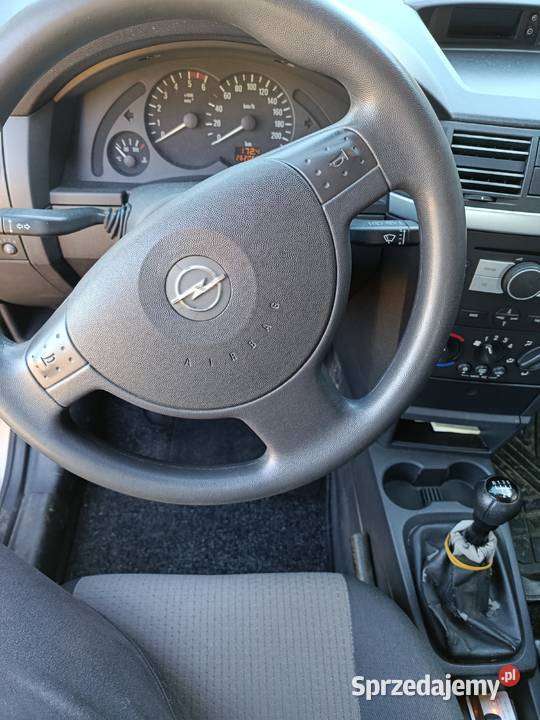 Sprzedam Opel Meriva 17DTI 2005r Rok produkcji 2005 świętokrzyskie Stara Zbelutka sprzedam