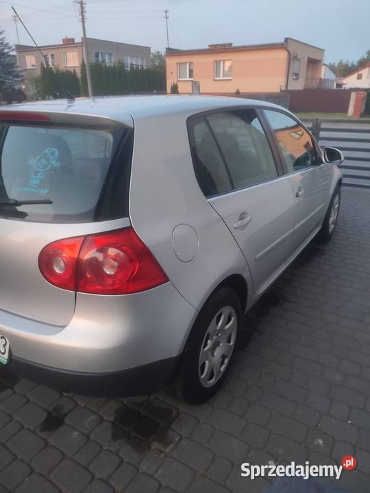 Golf 5 14 16v 95000 4/5 Zakrzewo sprzedam