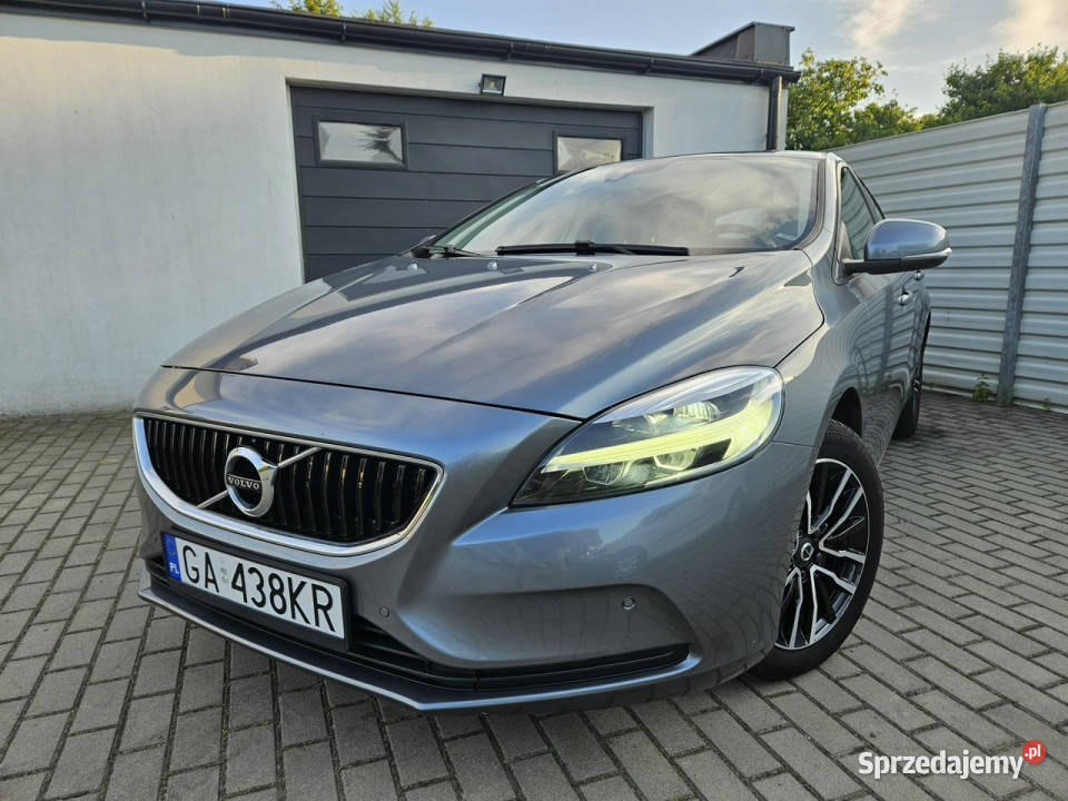 Volvo V40 20 120 2019r LED super wnętrze NAVI immobilizer Gdynia