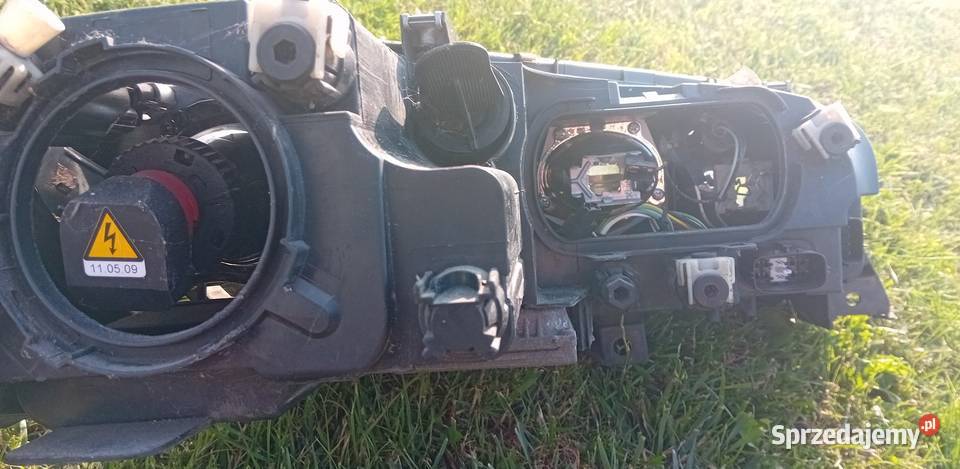 Lampy przednie Mazda 6 Ostałówek