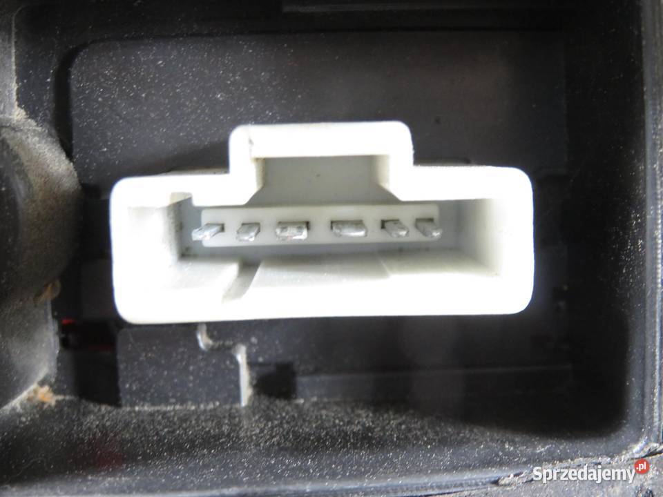 LAMPA LEWA TYLNA PEUGEOT 307 KOMBI osobowe Lampy tylne małopolskie