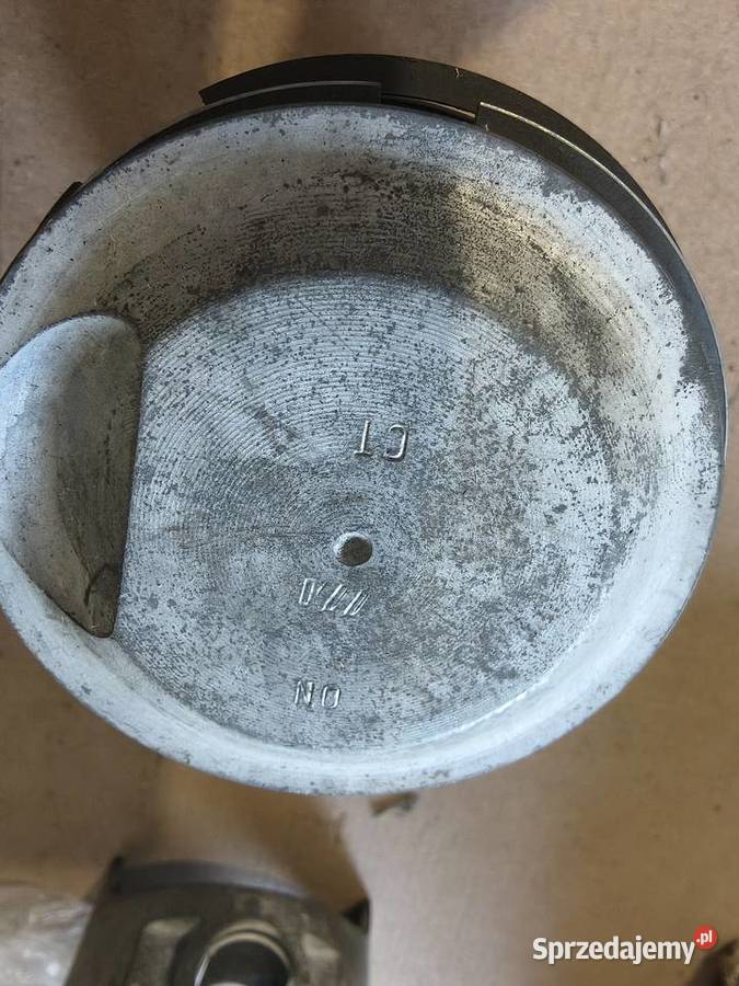 Tłok fiat 125p 770 Iłża