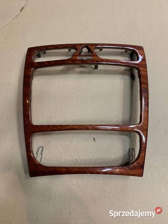 Dekor ramka środkowa mercedes c klasa w203