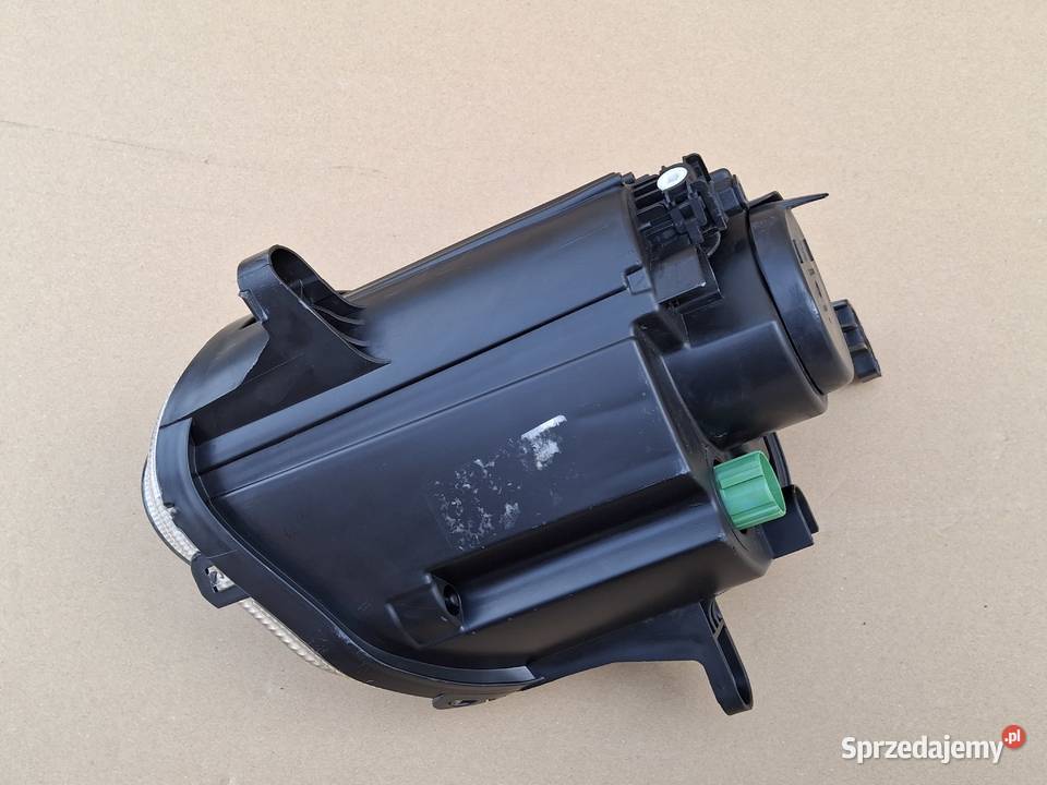FIAT 500 LIFT HALOGEN PRAWY LAMPA PRZECIWMGIELNA osobowe Bieleń
