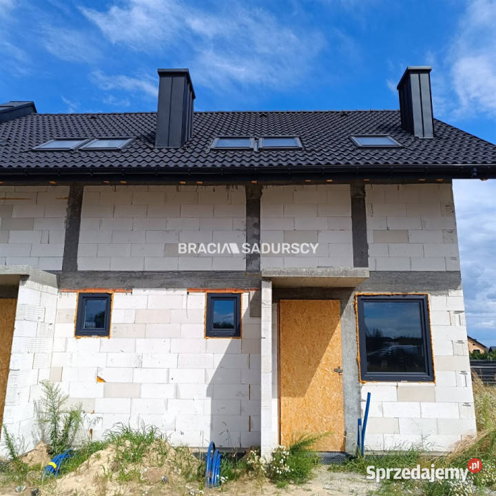 Mieszkanie 5988m2 4 pokoje Mników parter