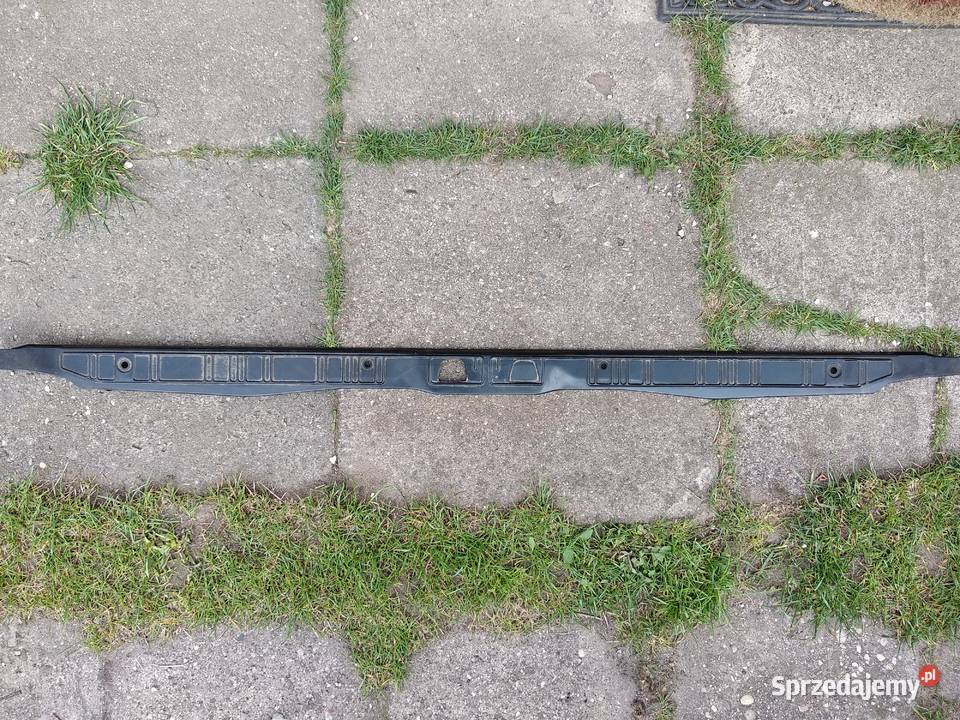 Listwa bagażnika BMW e32 Zawiercie