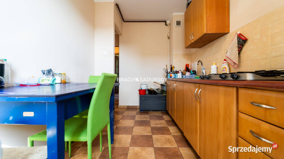 Mieszkanie Kraków Powstańców 4575m2 3 pokojowe wielka płyta Mieszkania