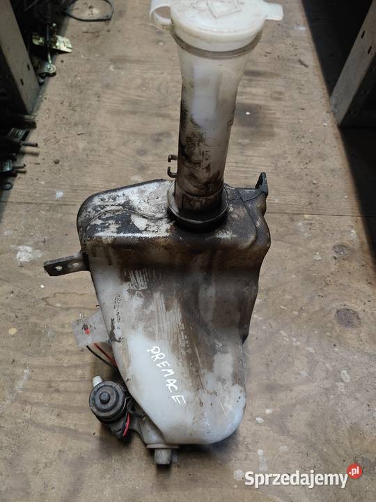 Zbiorczek spryskiwaczy Mazda Premacy mazowieckie Łagów sprzedam