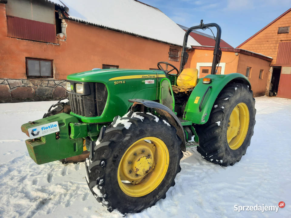 Ciągnik JOHN DEERE 5075E 4x4 1 właściciel 2011 r Napęd 4x4 podlaskie Baliki