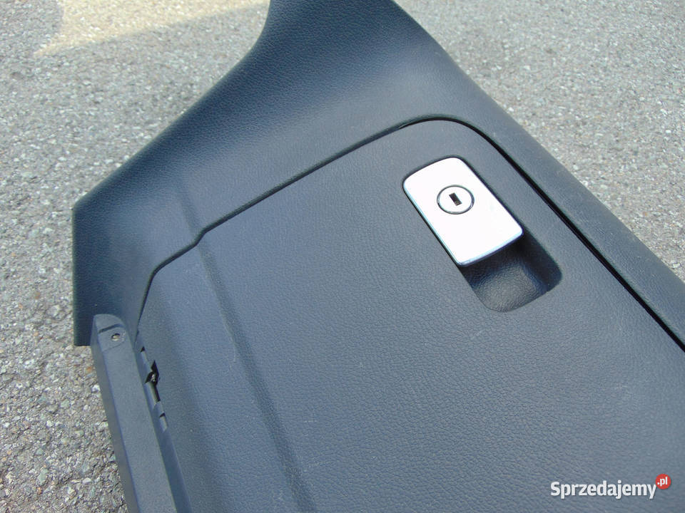 Schowek pasażera 1K1857290 VW Golf V Kombi Jetta lubelskie Ryki