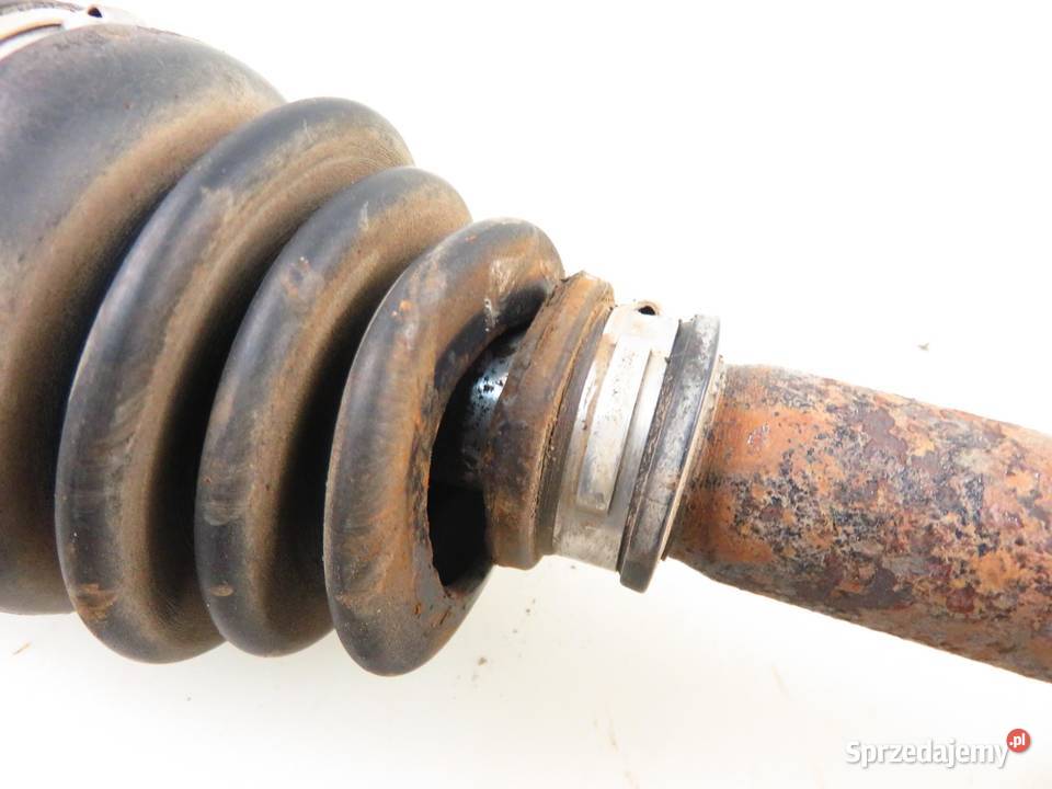 PÓŁOŚ LEWA TYLNA SUZUKI SX4 19 DDiS D19AA małopolskie